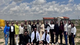 ASÜ’lü Gençler Gönüllere Dokundu