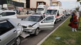 Kaza Sonrası Çıkan Kavga Takviye Ekiplerle Son Buldu