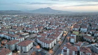 15 Bin Yabancımız Var