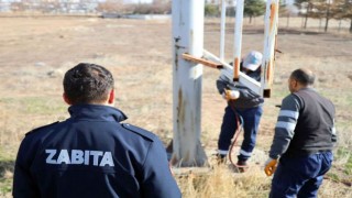 Şehrin Estetiğini Bozan Tabelalar Tek Tek Sökülüyor
