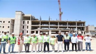 Teknopark ve Tıp Fakültesi Temel Bilimler Binaları Hızla Tamamlanıyor