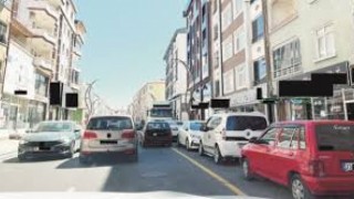Bölcek Caddesinde Trafik Yine “Eski Tas Eski Hamam”