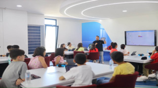 Aksaray Bilim Merkezi'nde TÜBİTAK Yaz Akademisi Kursları Devam Ediyor