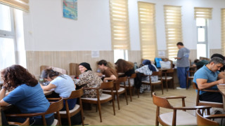 Genç Osman Millet Kıraathanesi Sınav Döneminde Dolup Taşıyor