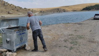 Mamasın Barajına Çöp Konteynırlerı İle Temiz Bir Çevre Hedefleniyor